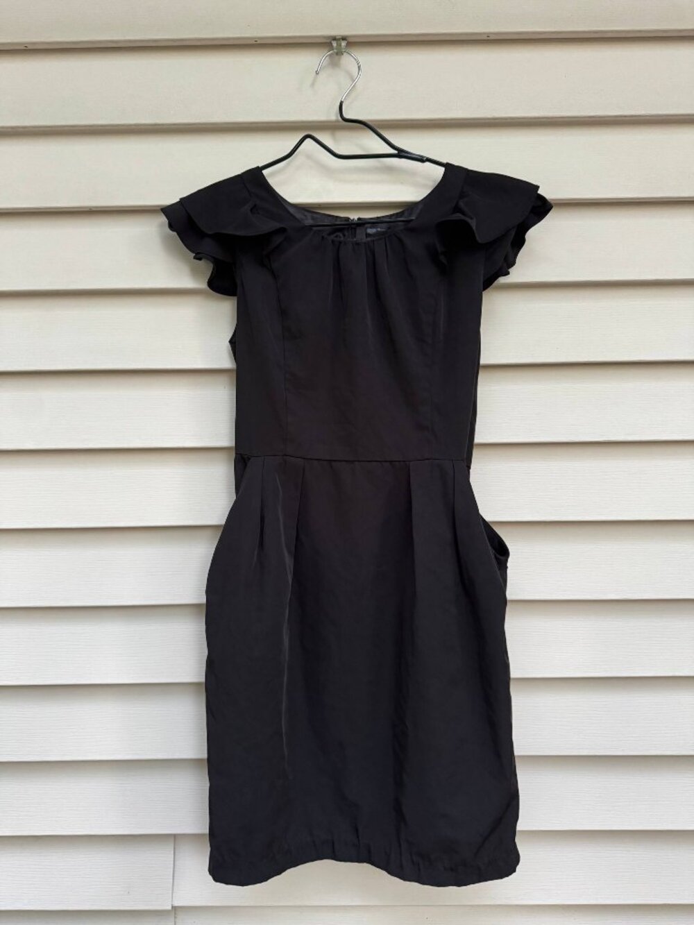 Black Ruffle Shoulder Tulip Bubble Hem Mini Dress | Size S | with Pockets